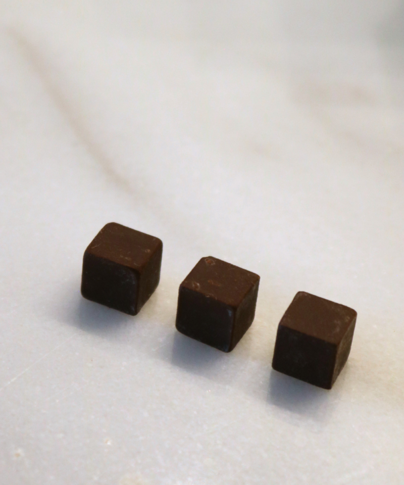 Lil Bites single-origin chocolate packaging